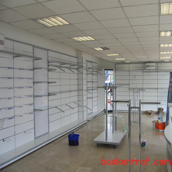 Mağaza Giyim Rafı 20