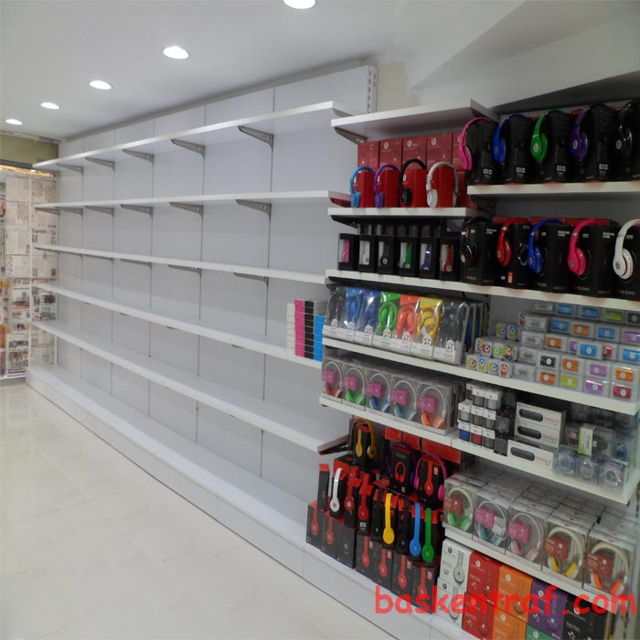 Mağaza Giyim Rafı 24